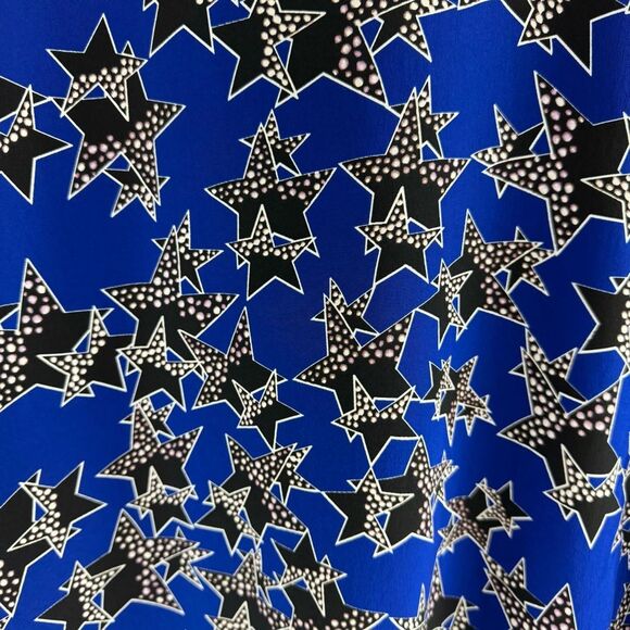 Diane Von Furstenberg Stars Capped Sleeve Relaxed Fit Silk Top - Picture 2 of 5